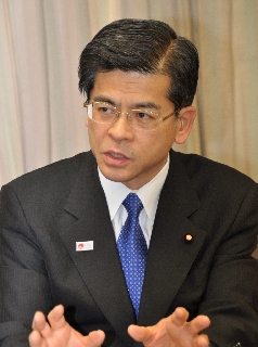 石井大臣新春インタビュー 石井大臣新春インタビュー