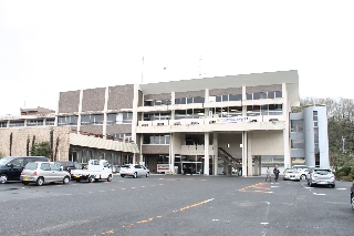 現在の土岐市庁舎 現在の土岐市庁舎