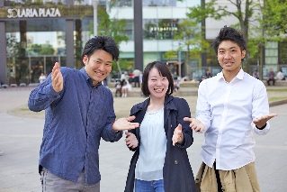 主要メンバー(左から大塚さん、鳥越さん、佐々木さん). 主要メンバー(左から大塚さん、鳥越さん、佐々木さん).